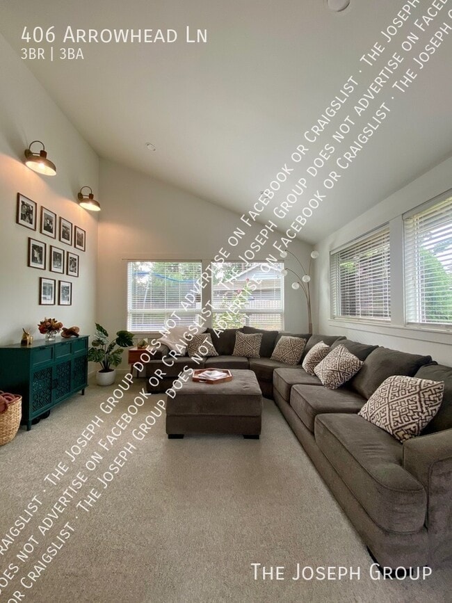 Photo - 406 Arrowhead Ln