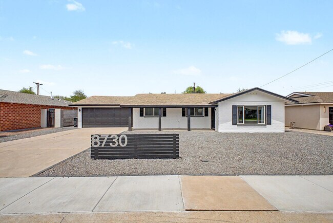 Photo - 8730 E Rancho Vista Dr