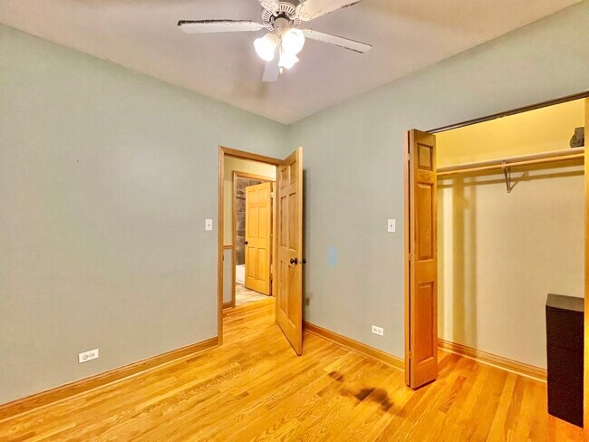 Photo - 1412 W Flournoy St Unit 2