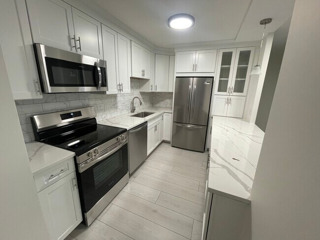 Photo - 50 Longwood Ave Unit 211