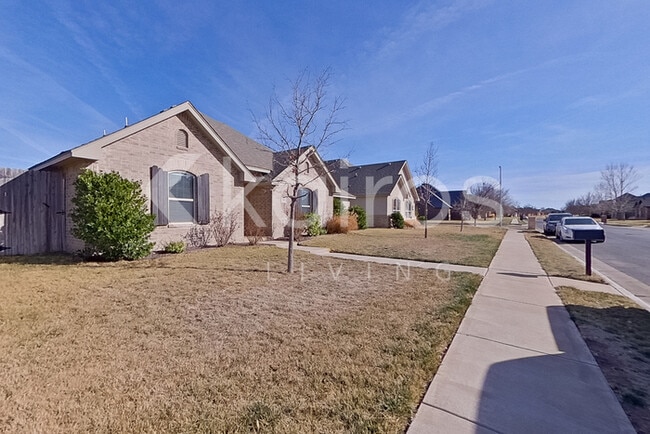 Photo - 7307 Albany Dr