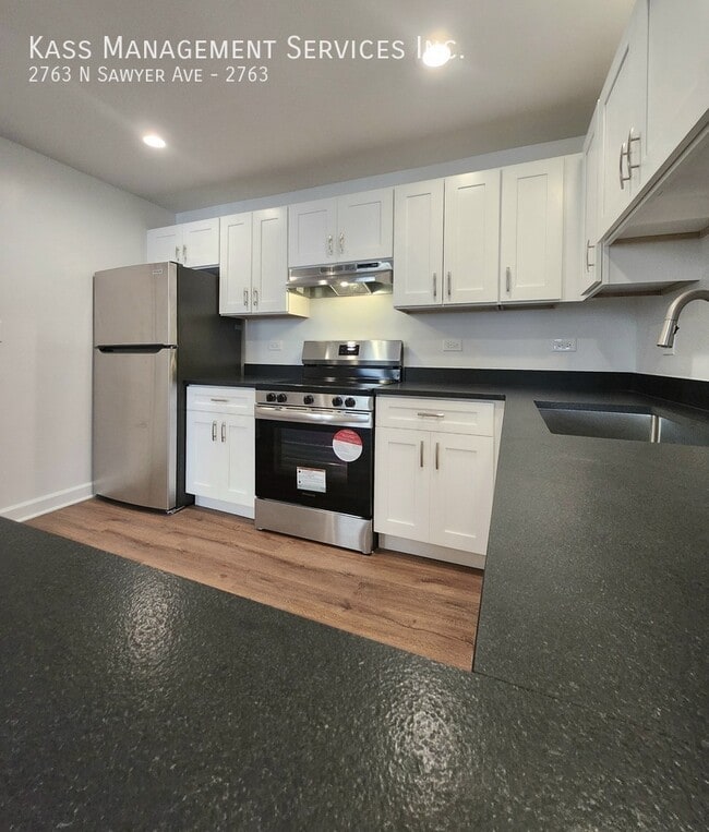 Photo - 2763 N Sawyer Ave Unit 2763