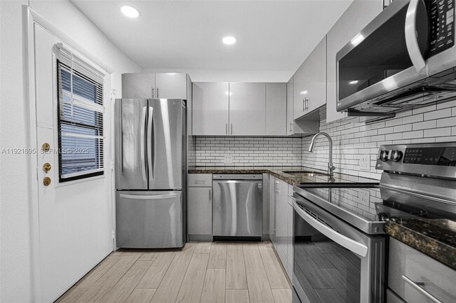 Photo - 3401 N Country Club Dr Unit 307