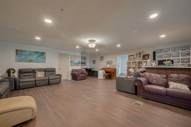 Photo - 2316 Green Meadows Dr