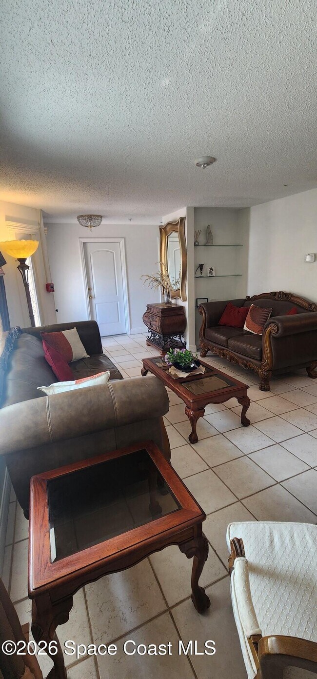 Photo - 610 Palm Dr