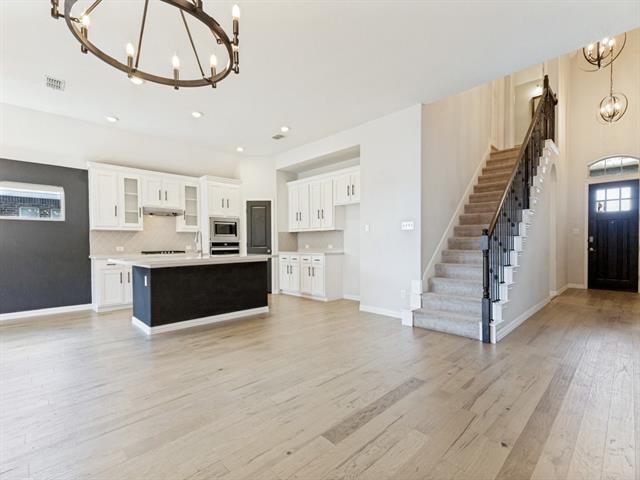 1520 Eleanor Dr