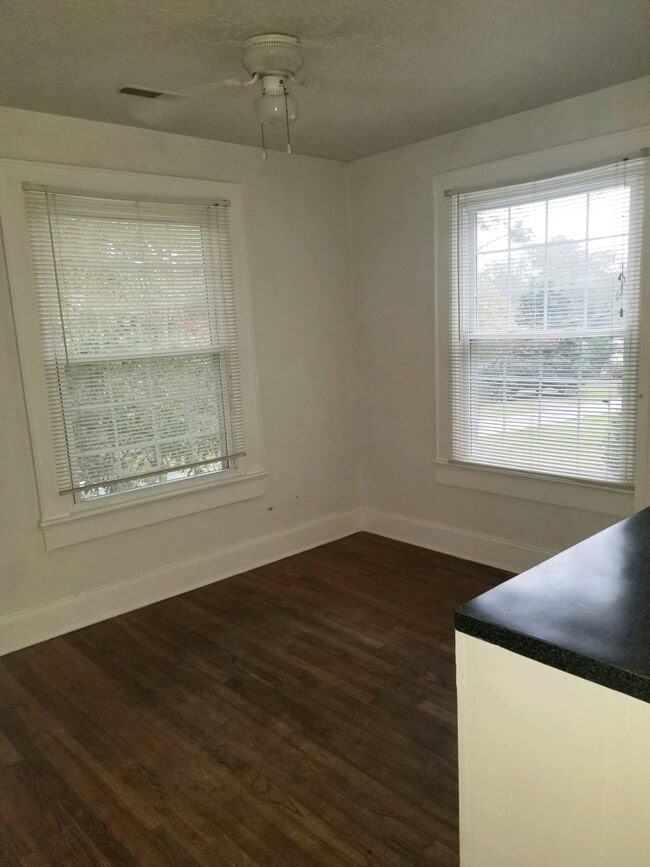 Breakfast nook - 119 Griffin Dr Unit #4