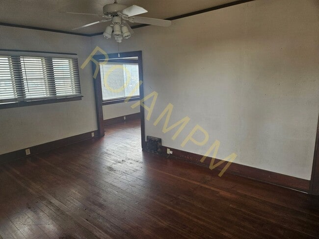 Photo - Charming 2-bed 1-bath house