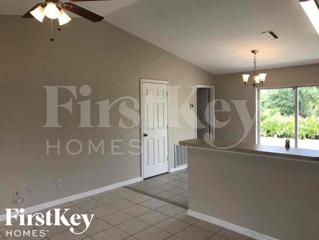 Photo - 3600-3619 19th St SW