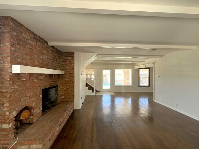 3438 Maine Ave Unit 1