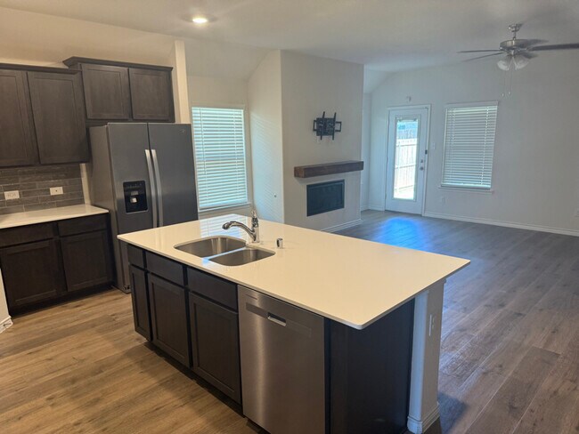 Photo - 105 Condor Pass