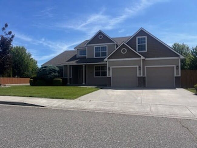 Photo - Must See New Listing!