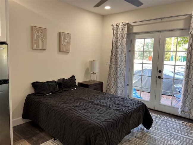 Building Photo - 2515 Crest View Dr Unit ADU 1-ADU 1 Rental
