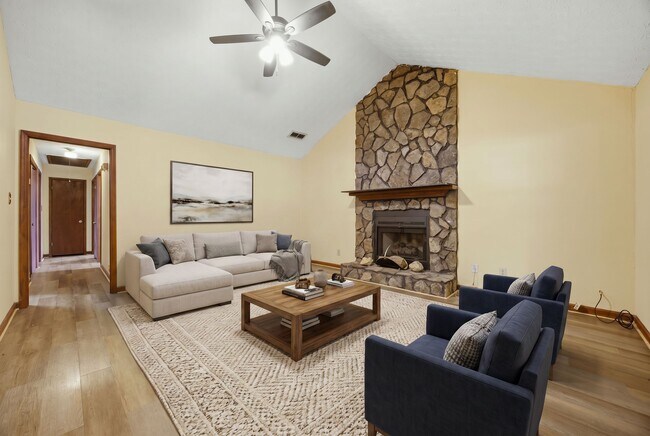 Photo - 1701 Rose Garden Ln