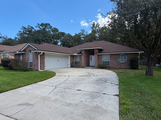 13774 Danforth Dr S