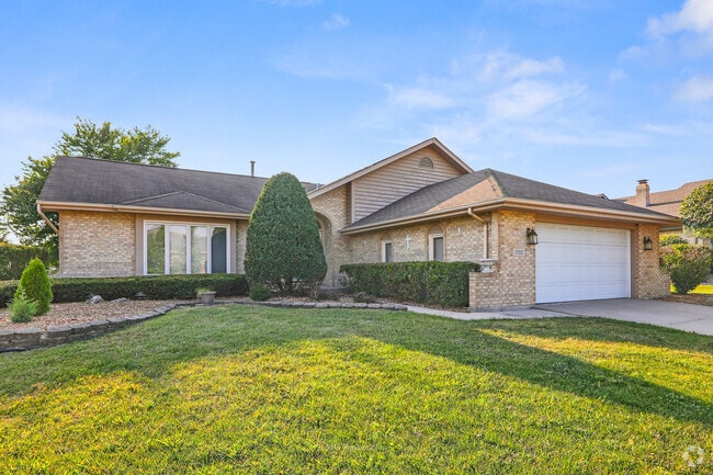 Building Photo - 17332 Grange Dr Rental