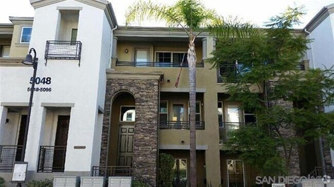 Building Photo - 5076 Plaza Promenade Rental
