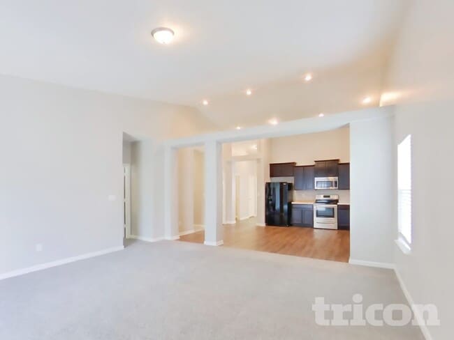 Photo - 675 Albermarle Dr