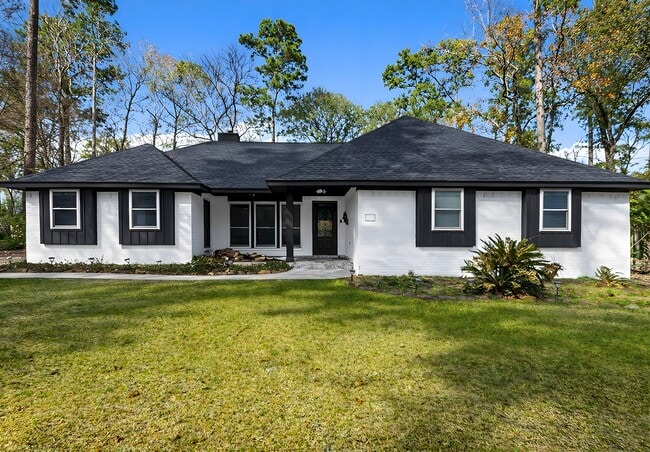 Building Photo - 127 Sagewood Dr