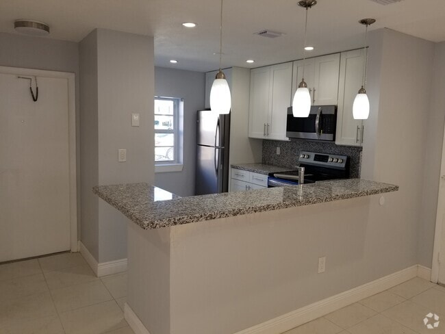 Building Photo - 14746 SW 90th Ter Rental