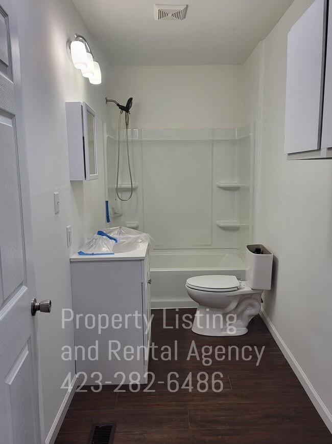 Photo - Vance Tank Road Unit 1386 VTR