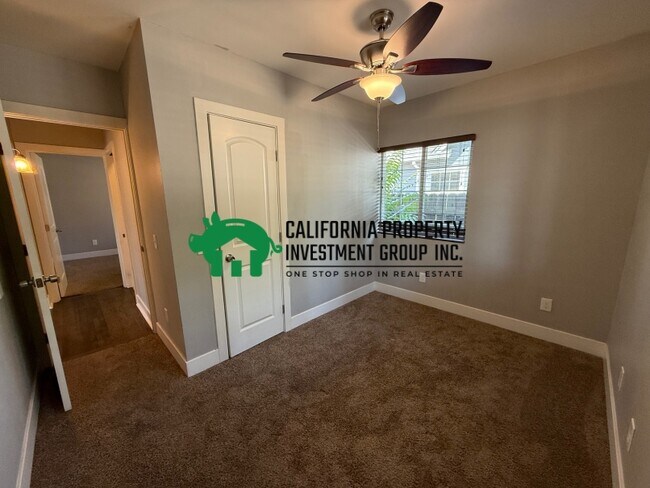 Photo - 3887 12th Ave