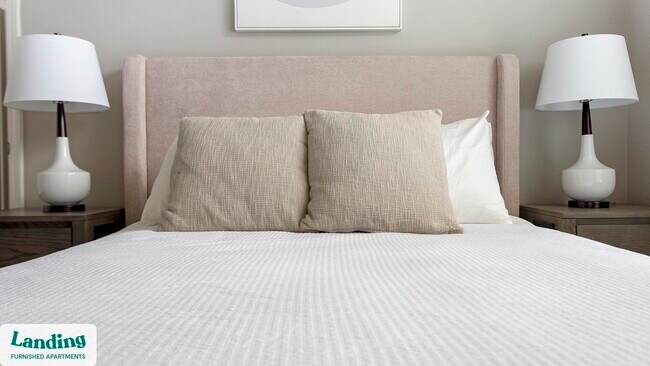 Photo - 16346 Lydia Hill Dr Unit 2-2224