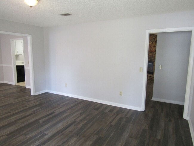Photo - 110 Tempest Ln