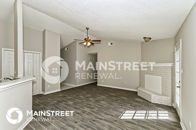 Photo - 7145 Peppermill Ln