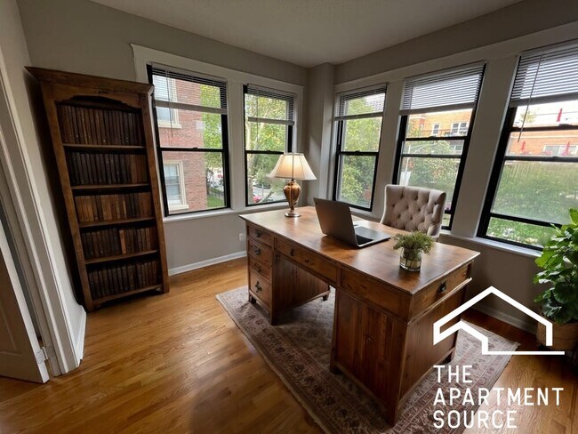 Photo - 4242 N Sheridan Rd Unit 606