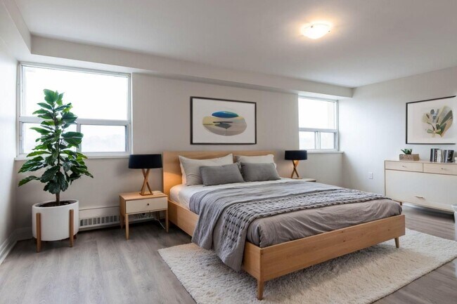 Photo - 1640 Lawrence