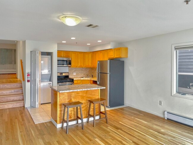 Photo - 8913 Riverside Pl Unit 3