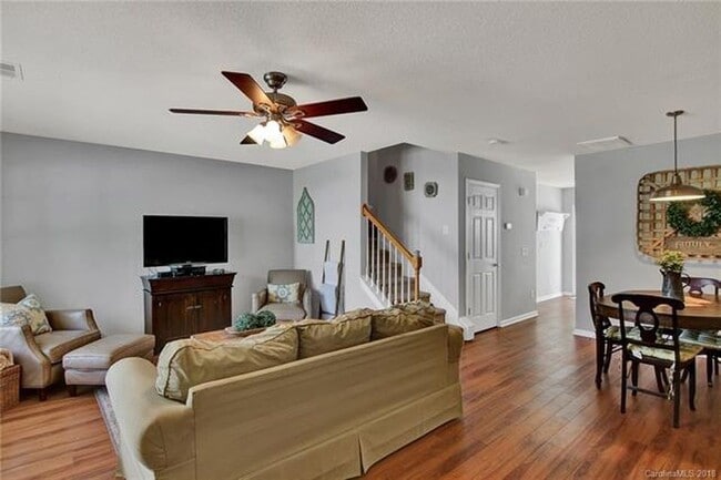 Photo - Exclusively Offered by Muse Realty, LLC