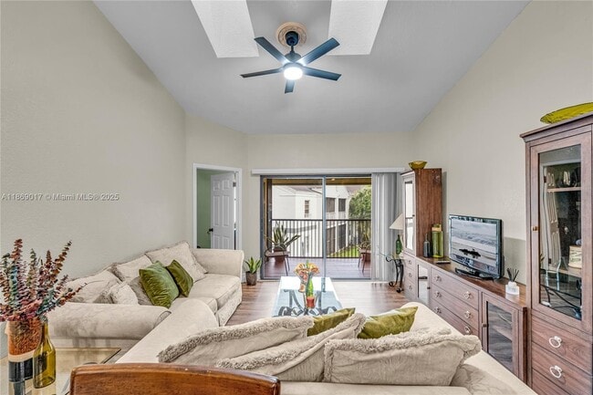 Building Photo - 2511 NW 56th Ave Unit 2-25 Rental