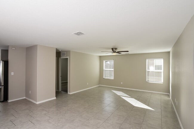 Photo - 10730 Castello Cyn