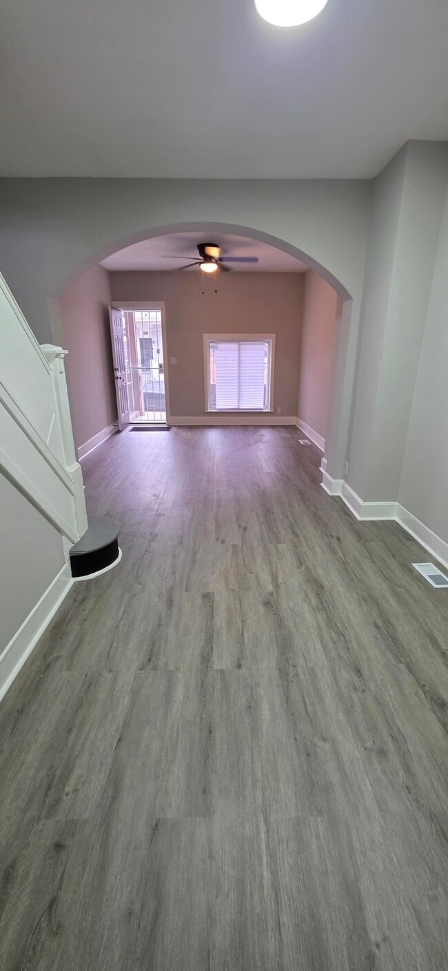 Photo - 440 N Robinson St