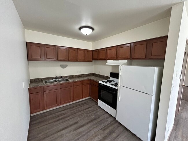 Photo - Cleora Apartments LLC