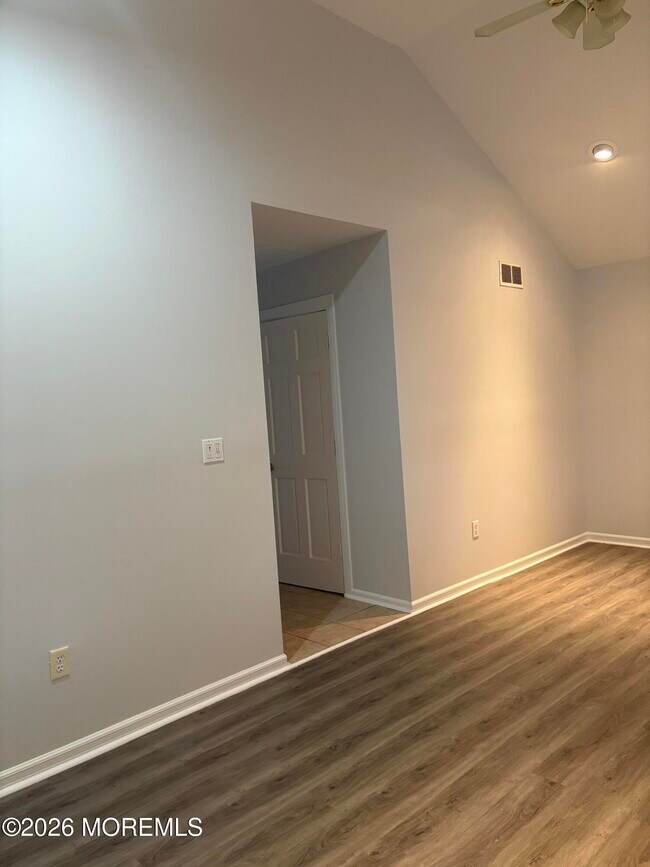 Photo - 211 Anthony Ave