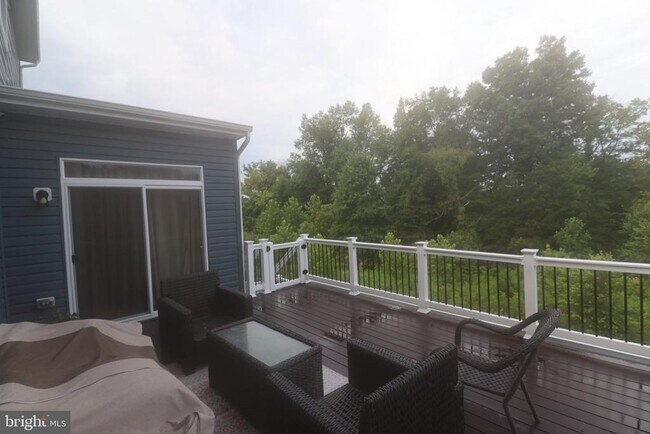 Photo - 3348 Burton Dr