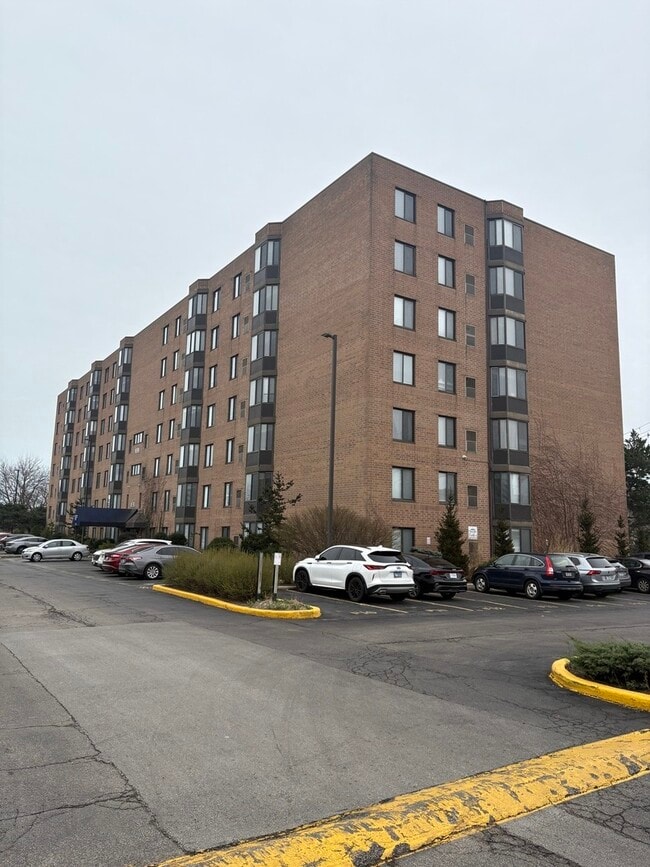 Building Photo - 637 E Woodland Park Ave Unit 611