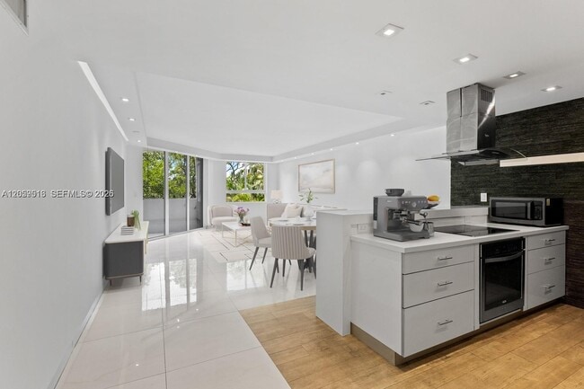 Building Photo - 181 Crandon Blvd Unit 207