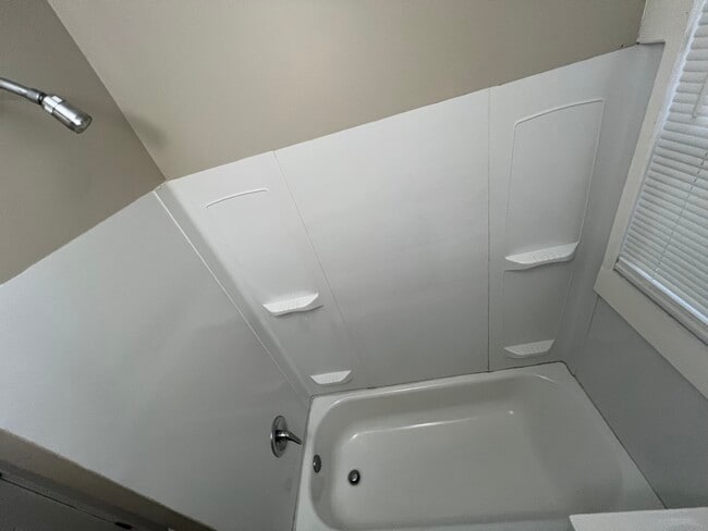 Photo - 1943 W Bethune St Unit 4