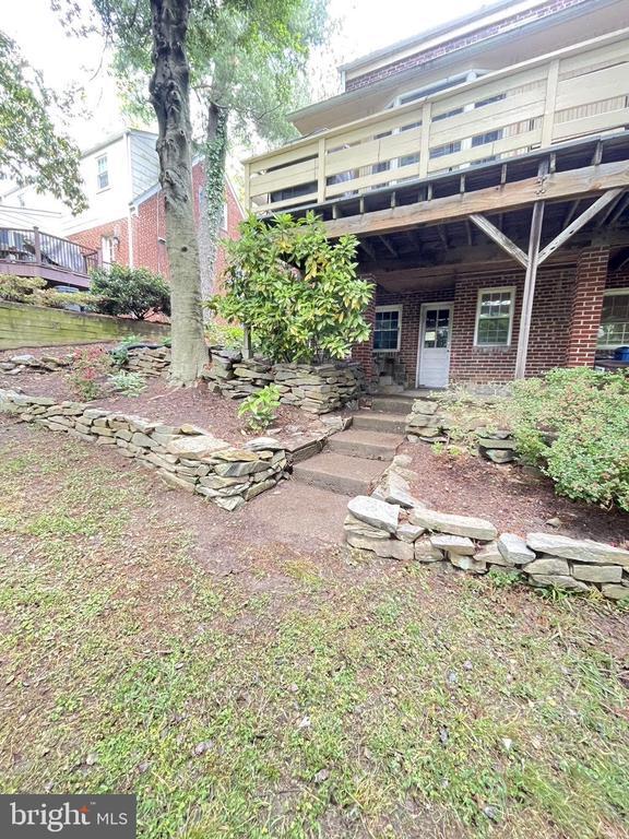 Photo - 812 Woodside Pkwy