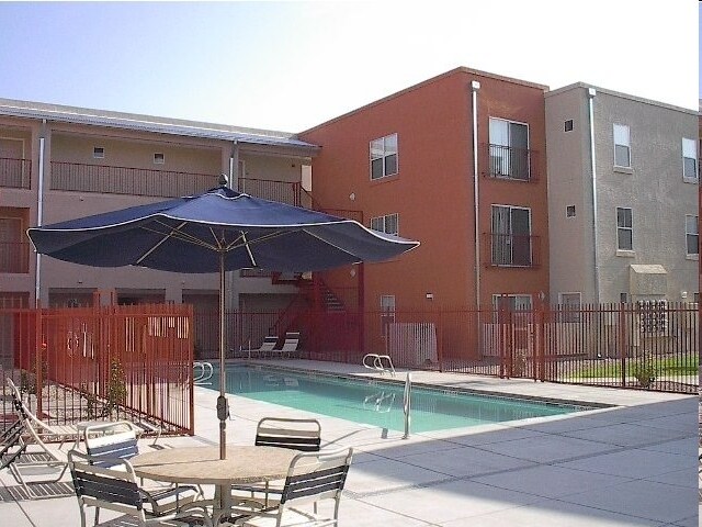 Photo - Paseo Del Sol