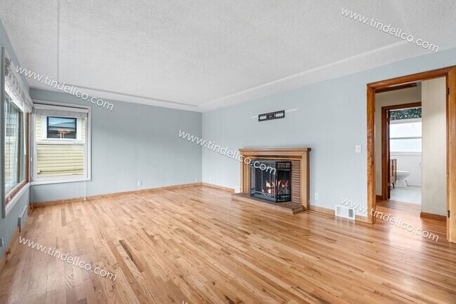 Photo - Charming 4-Bedroom Home in St. Johns with Finished Basement & Spacious Living Areas