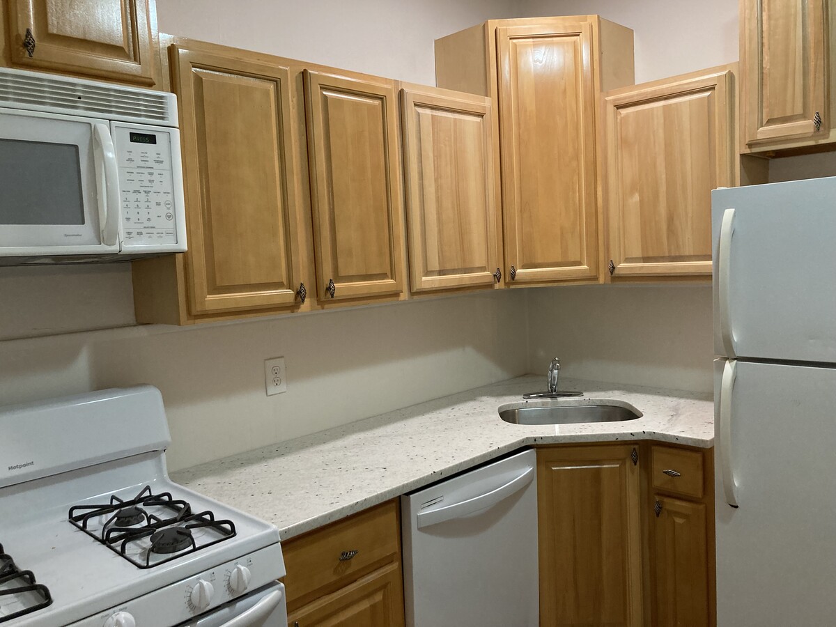 Photo - 130 Front St Apartment Unit 3