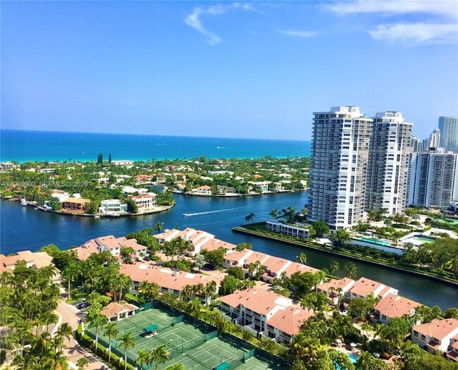 Building Photo - 21055 Yacht Club Dr Unit 2710