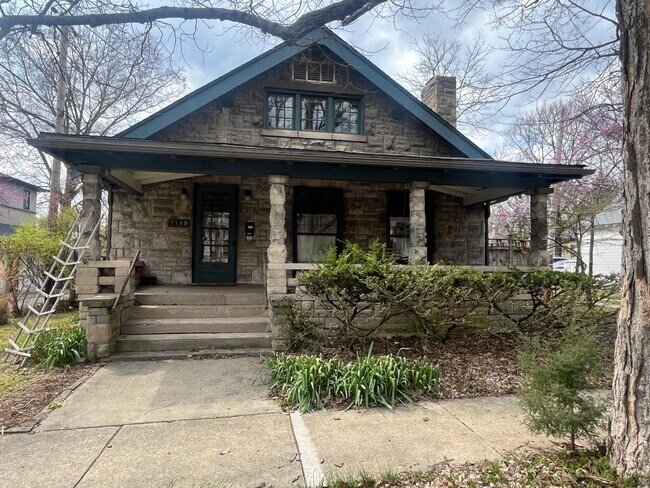 710 S Fess Ave