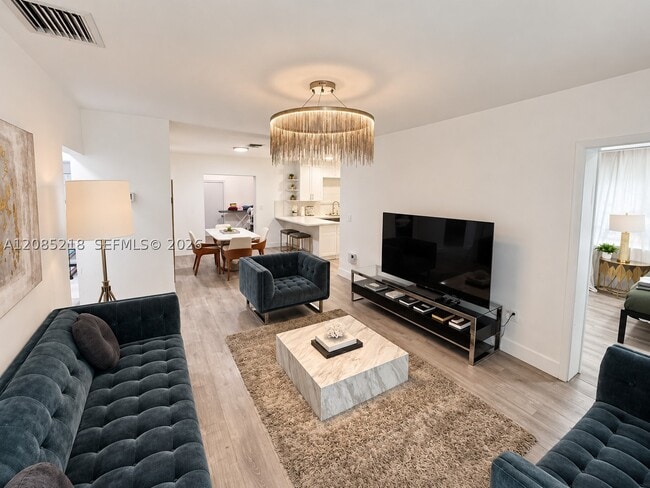 520 NW 45th St