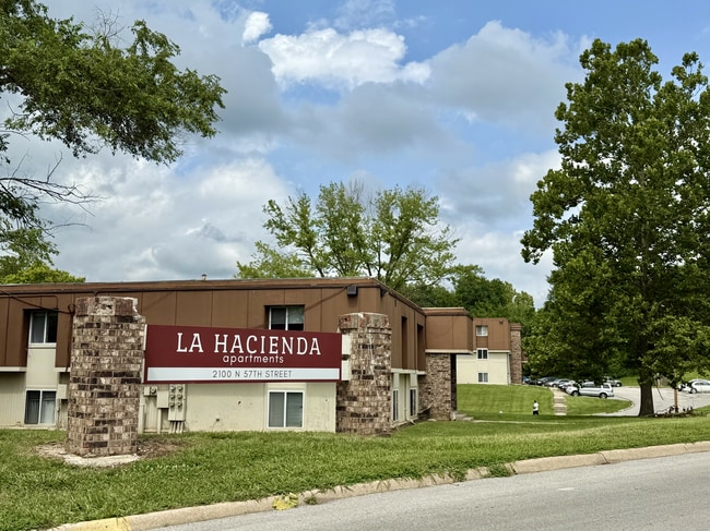 Building Photo - La Hacienda